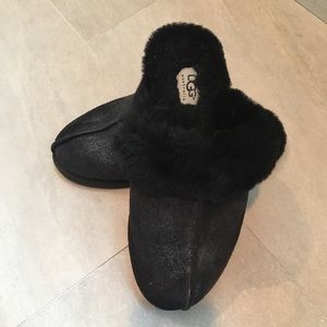 Black Ugg Coquette Slippers